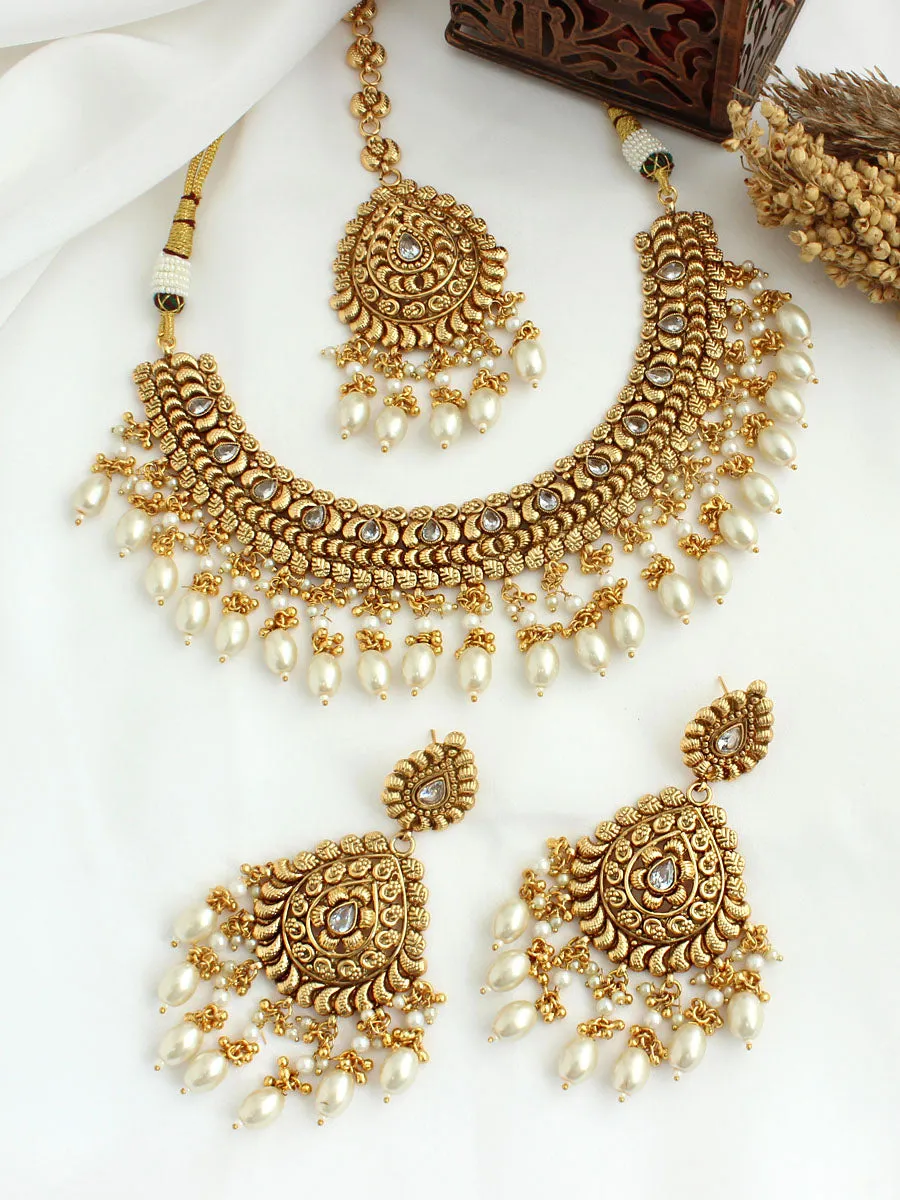 Aradhya Necklace Set