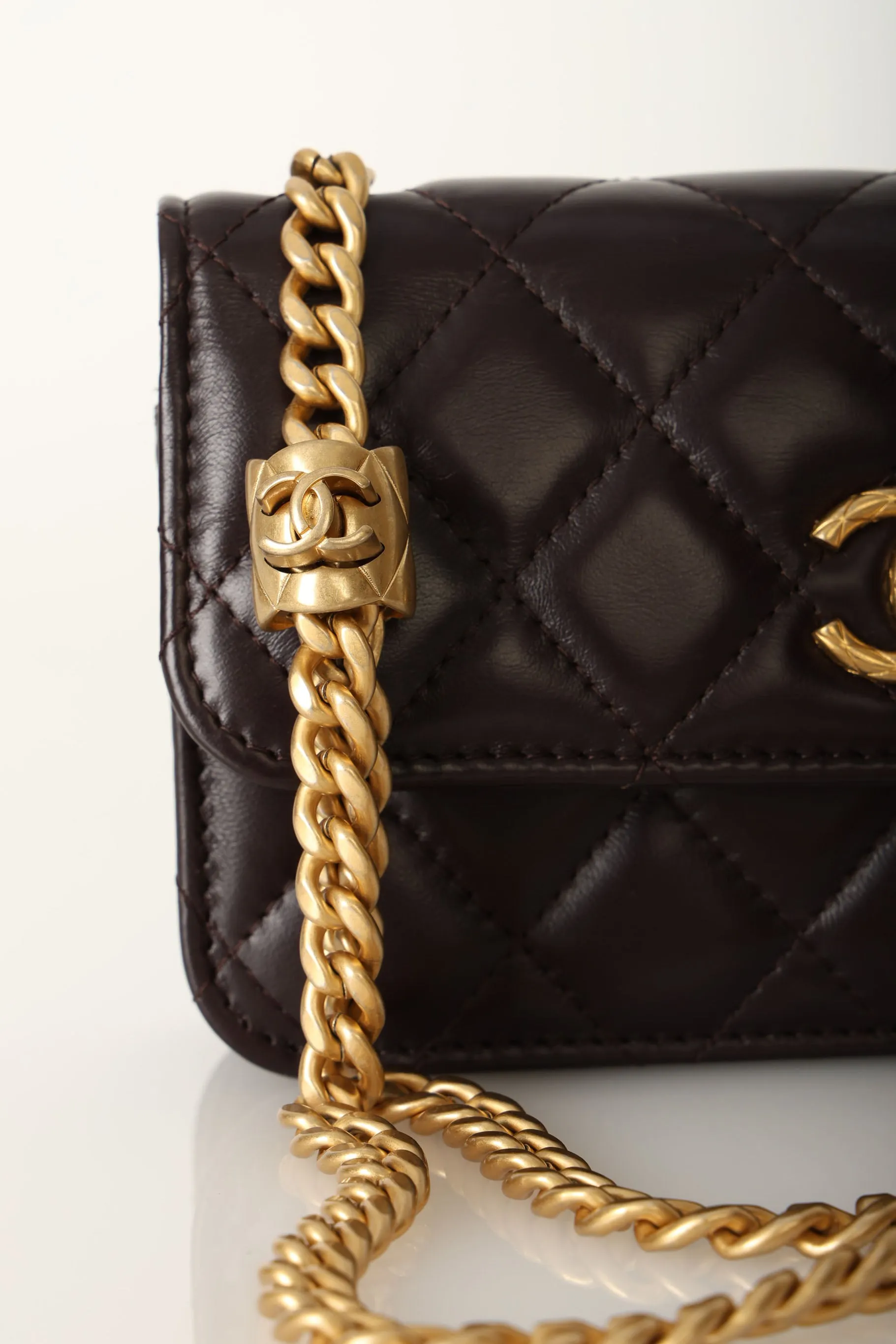 Chanel 2023 Coco Crush Mini Flap