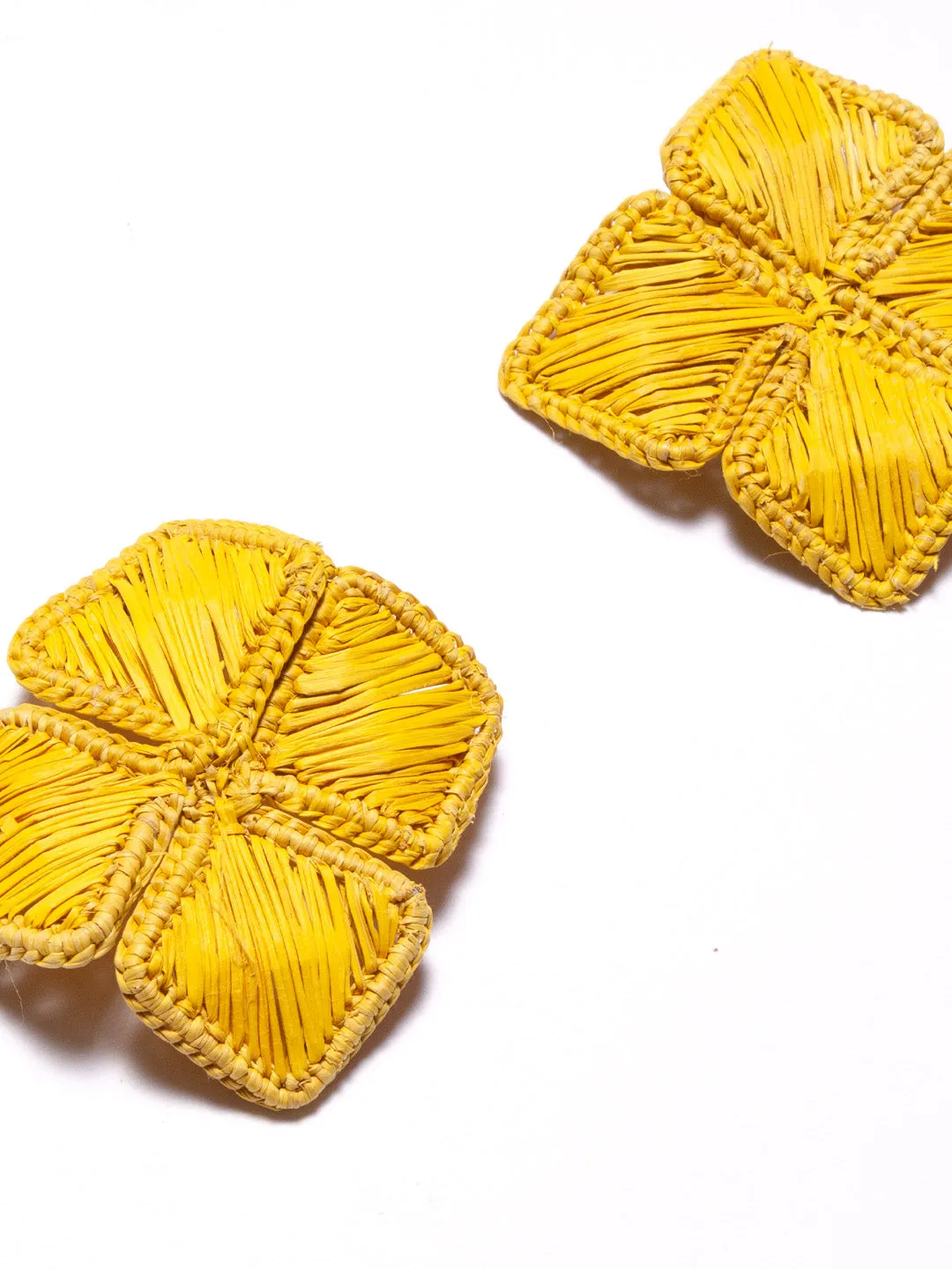 Colombian Iraca palm Flower earrings