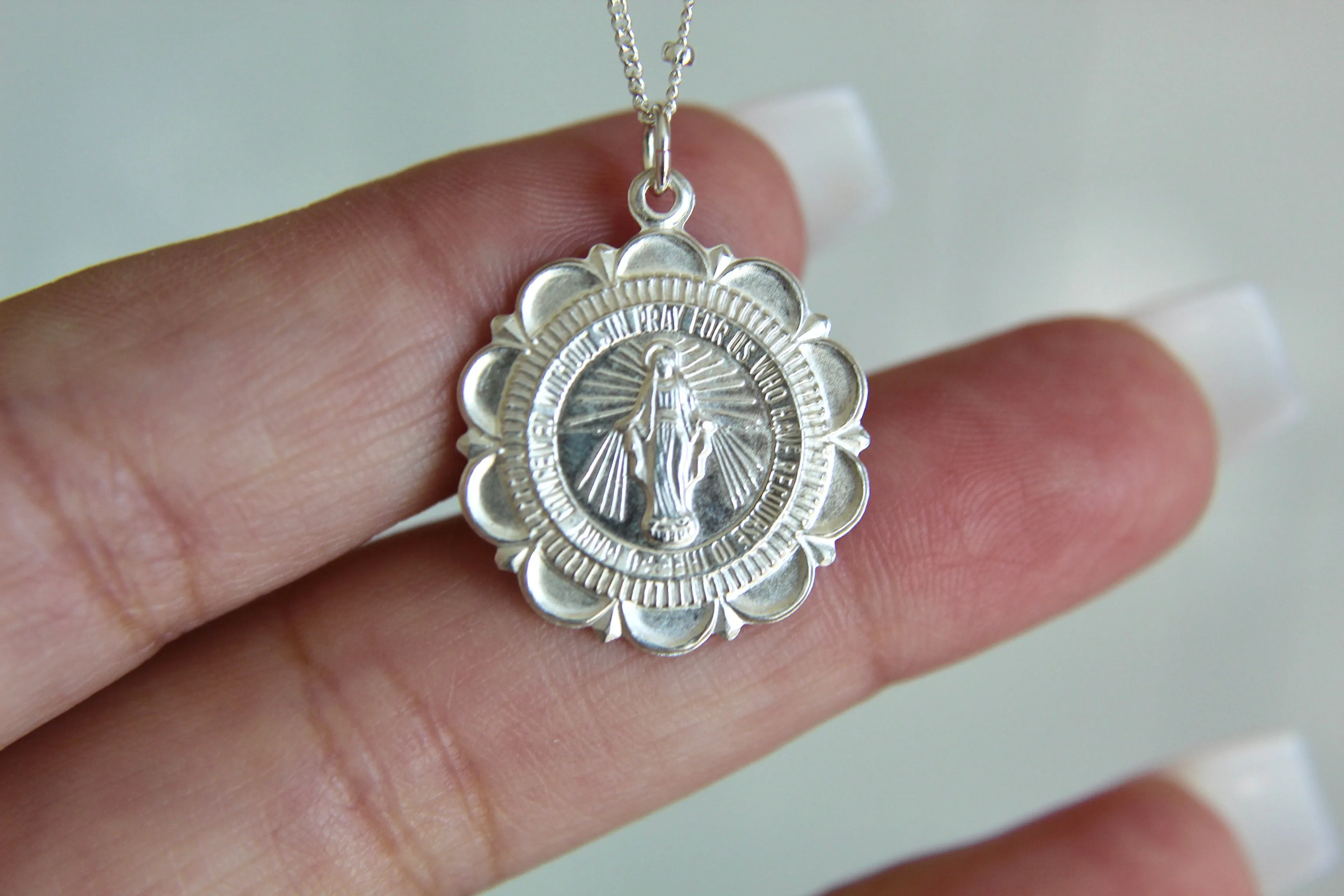 Miraculous Medal Necklace in Silver