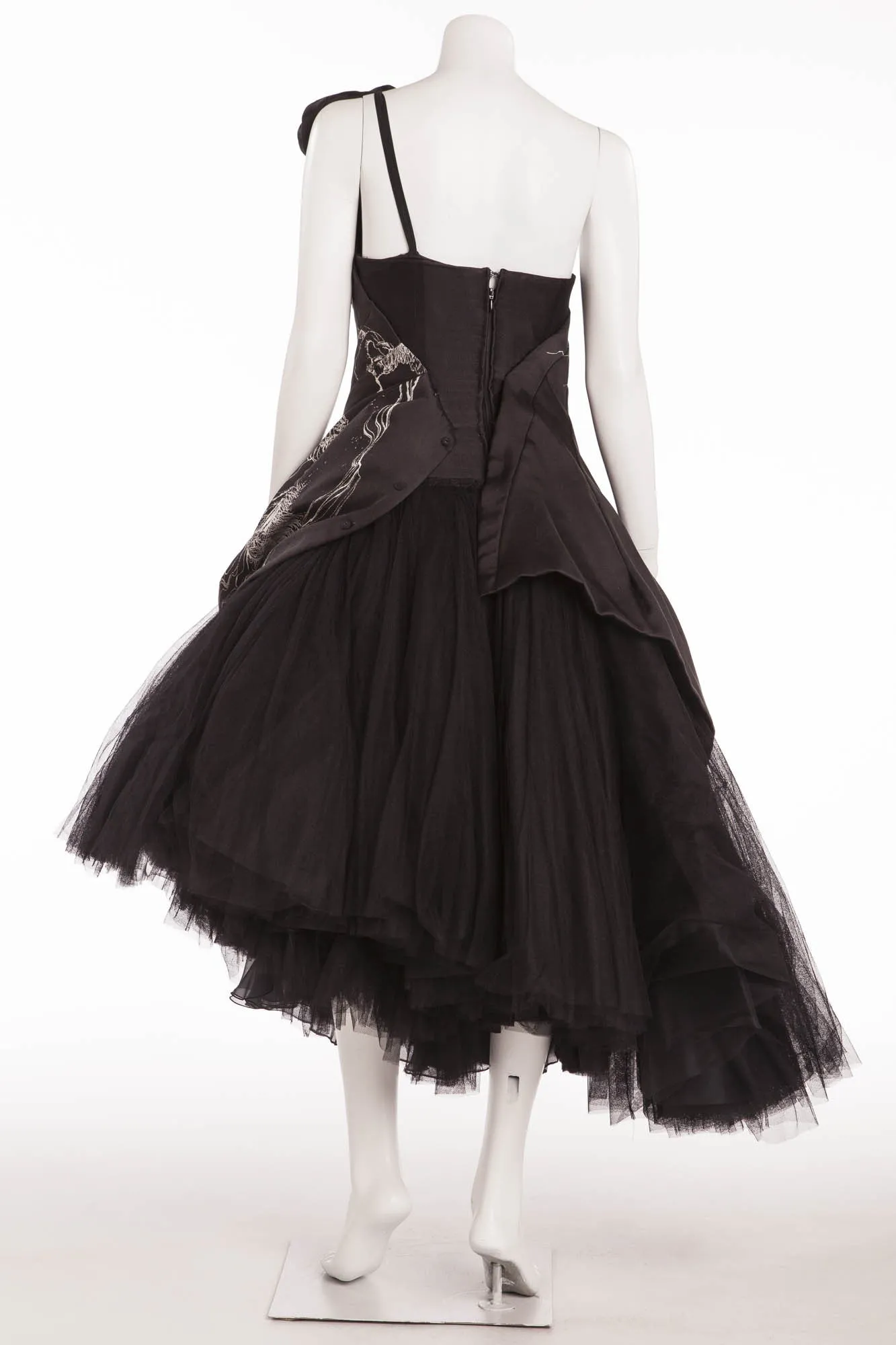 Original Alexander McQueen - New Black and White One Shoulder Dress with Tulle Bottom - IT 42