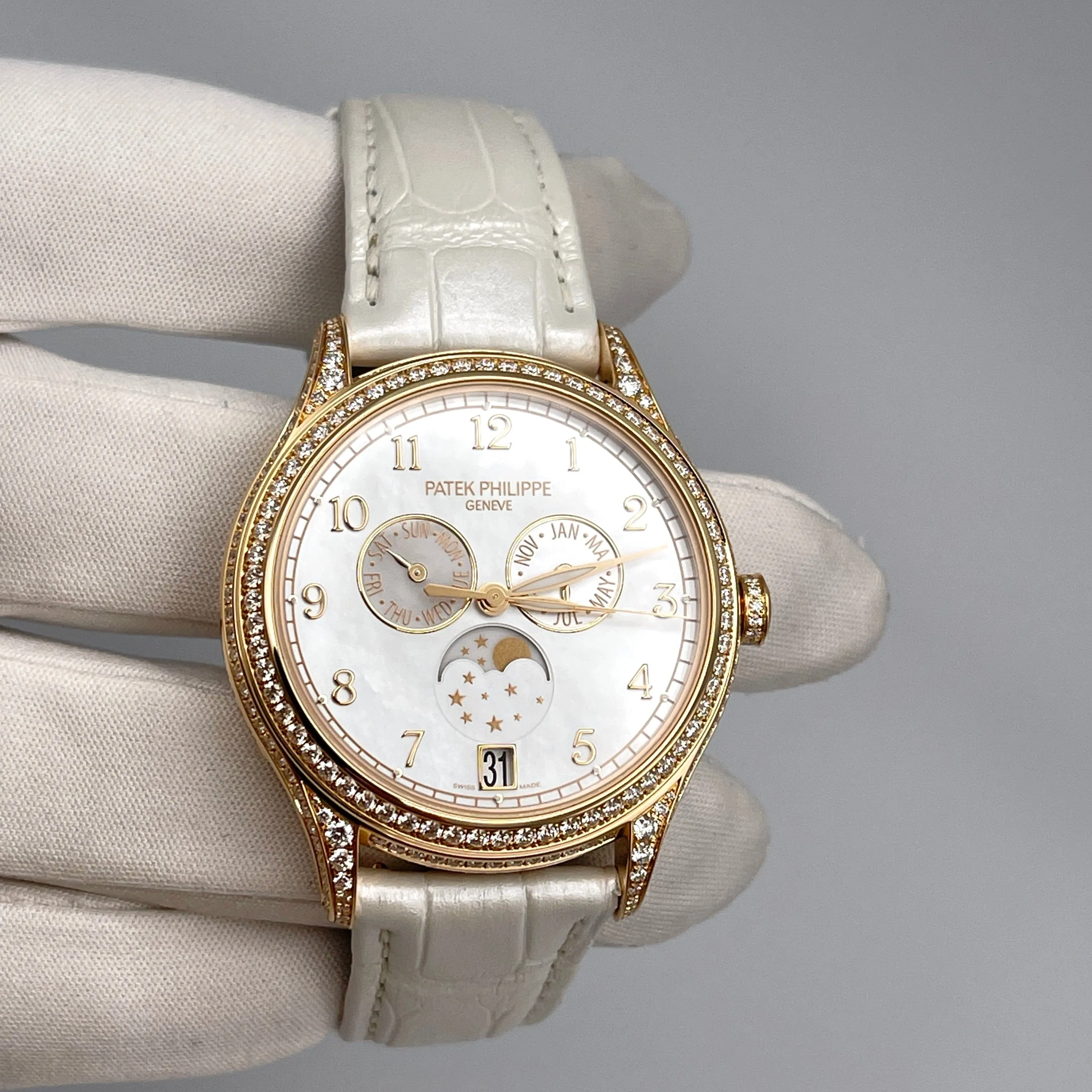 Patek Philippe Complications 4948R-001 Annual Calendar Moon Phases Mother Of Pearl Diamonds