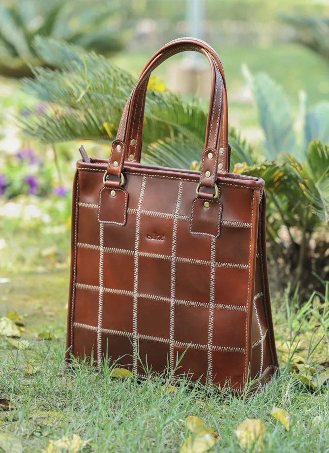 "Earthy Elegance: Elevate Your Style with Our Versatile Brown Tote Bag" Art: BG-1529-Z