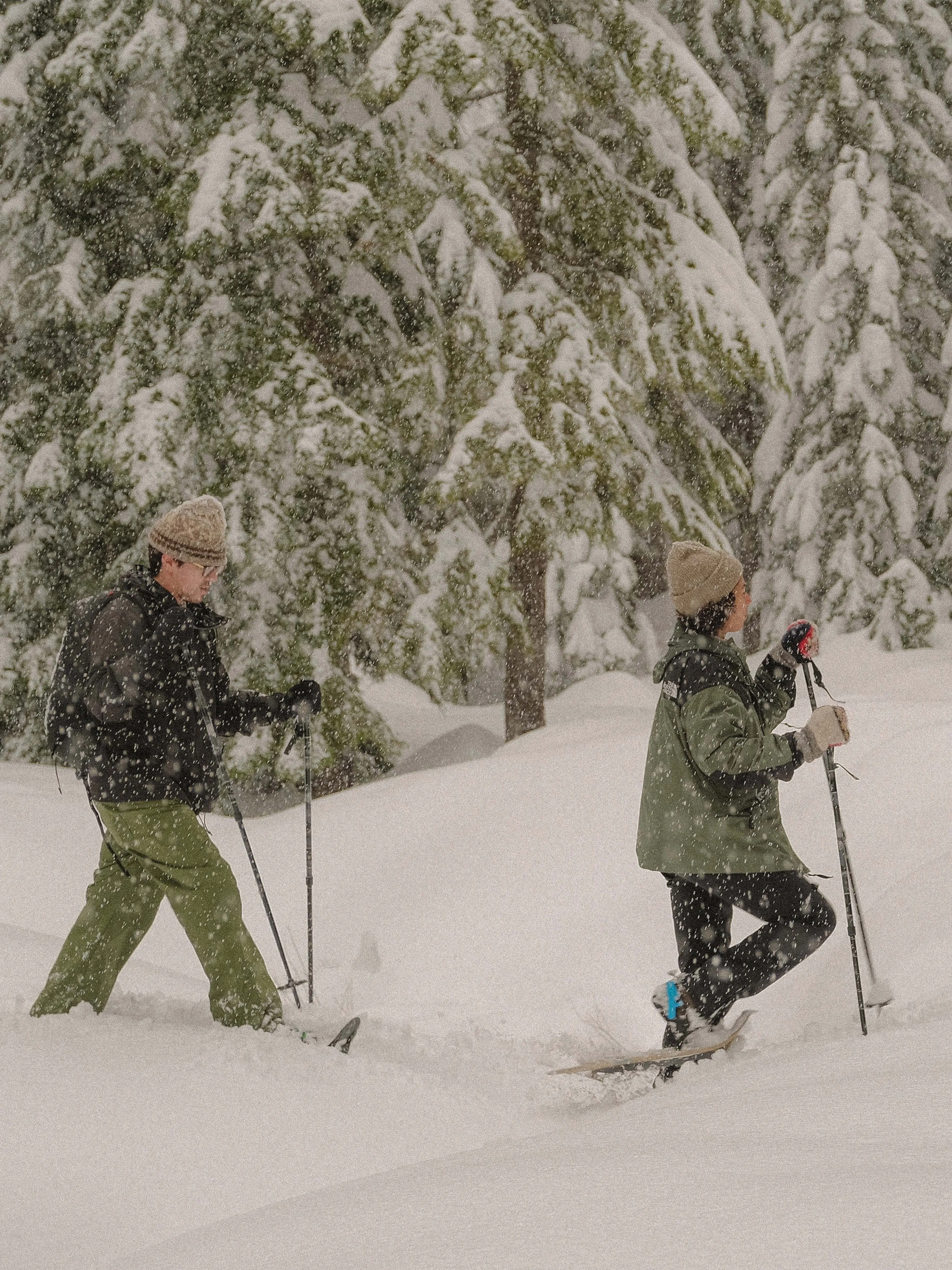 Tubbs Flex Trek Snow Shoe 22 Women